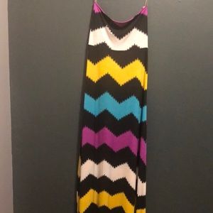 Super cute chevron maxi skirt. Size small.